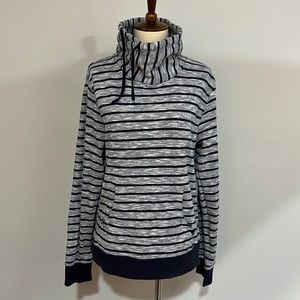 Sperry cowl neck pullover women’s sz M